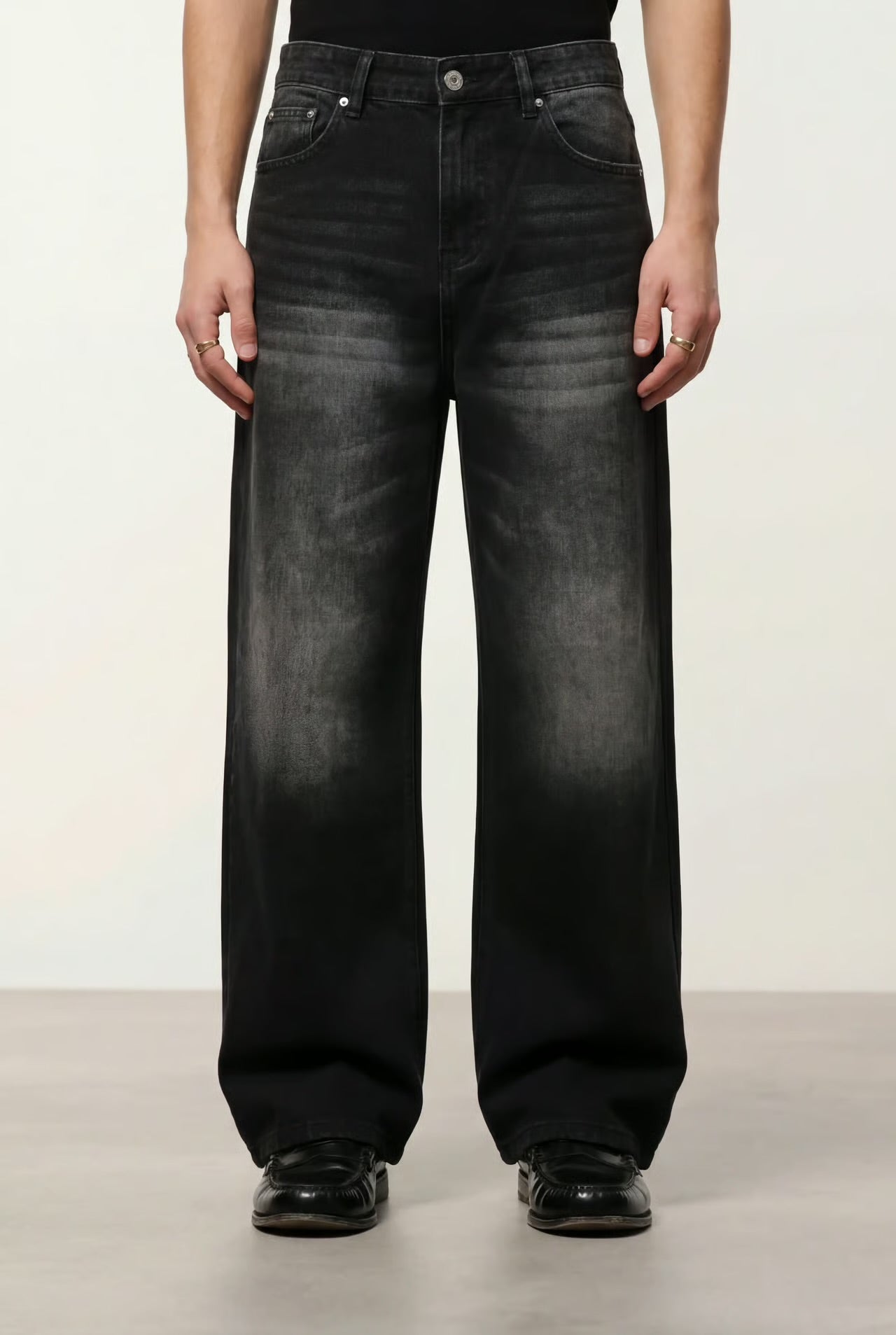 VINTAGE WASHED DENIM®