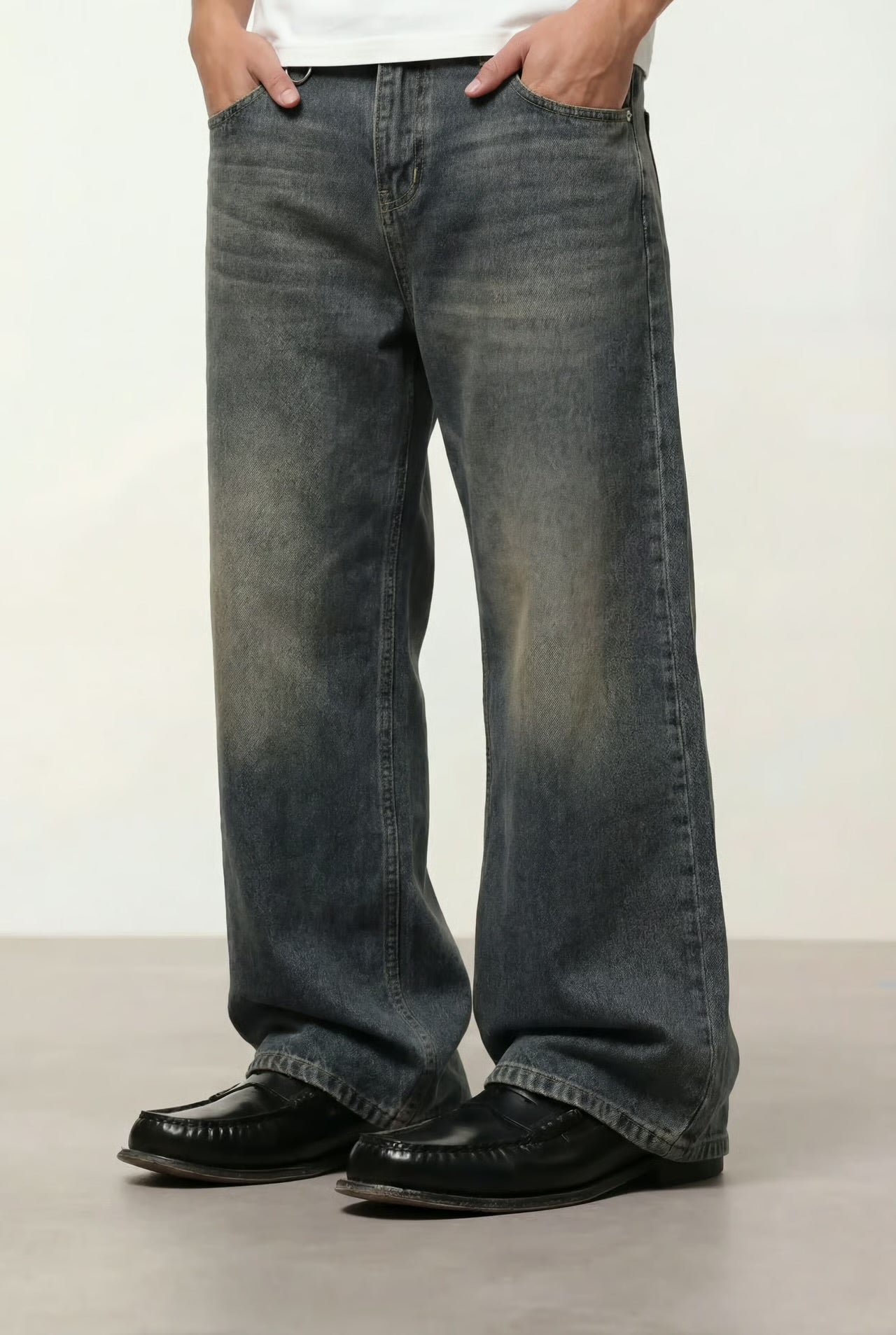 VINTAGE WASHED DENIM®