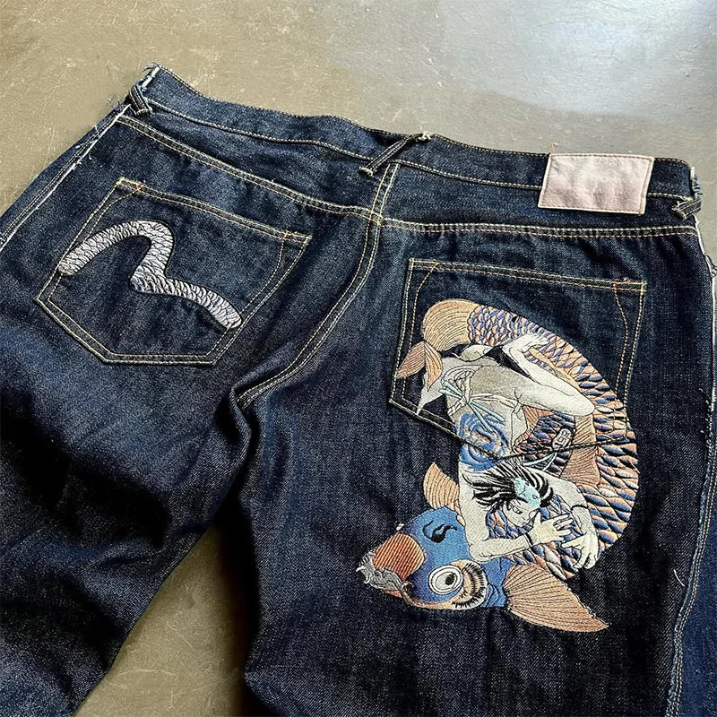 DISTRESSED FISH EMBROIDERY JEANS®