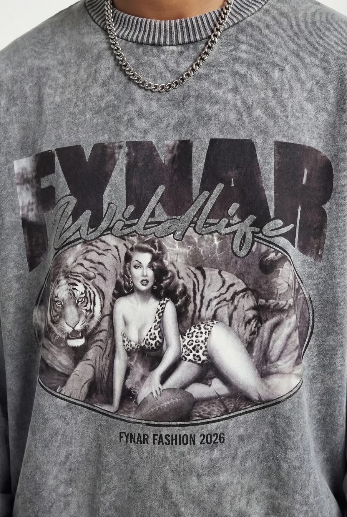 WILDLIFE ACID WASHED SWEATER®