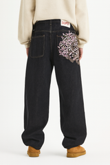 PLUM BLOSSOM EMBROIDERY DENIM®