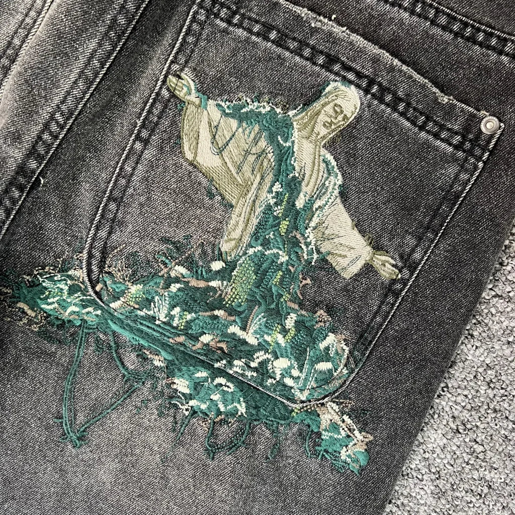 BELIEVE JEANS®