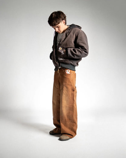 WASHED BROWM JEANS®