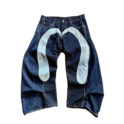 DISTRESSED FISH EMBROIDERY JEANS®